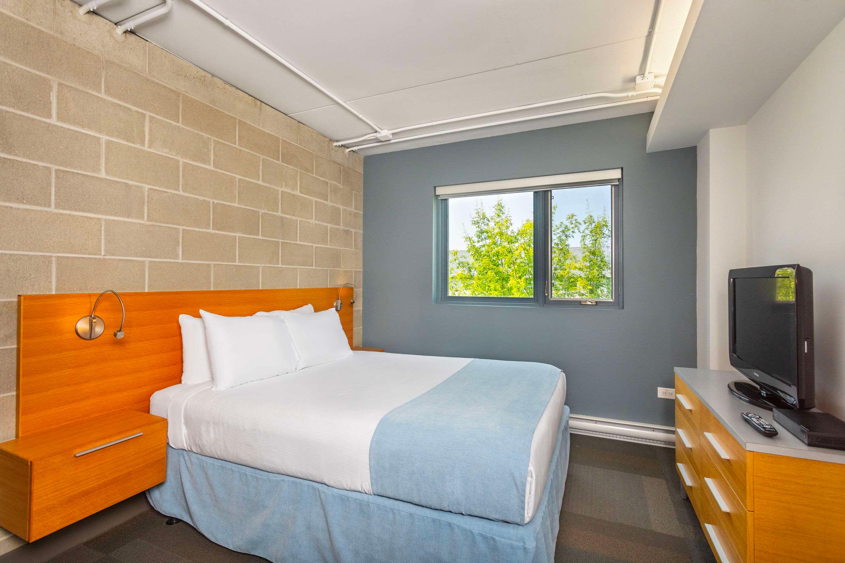 Efficiency, Suite, 2 Queen Beds