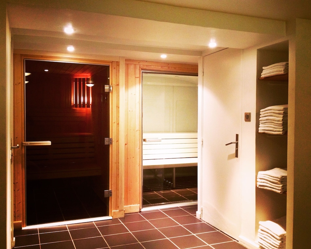 Mercure Lille Roubaix Grand Hotel 38/72