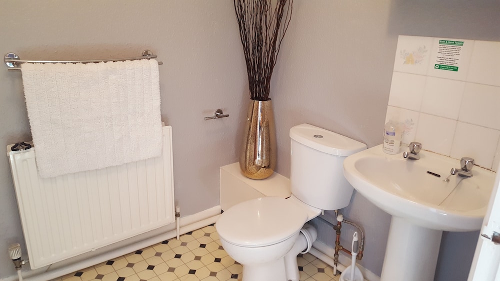 The Bugle Inn 46/49