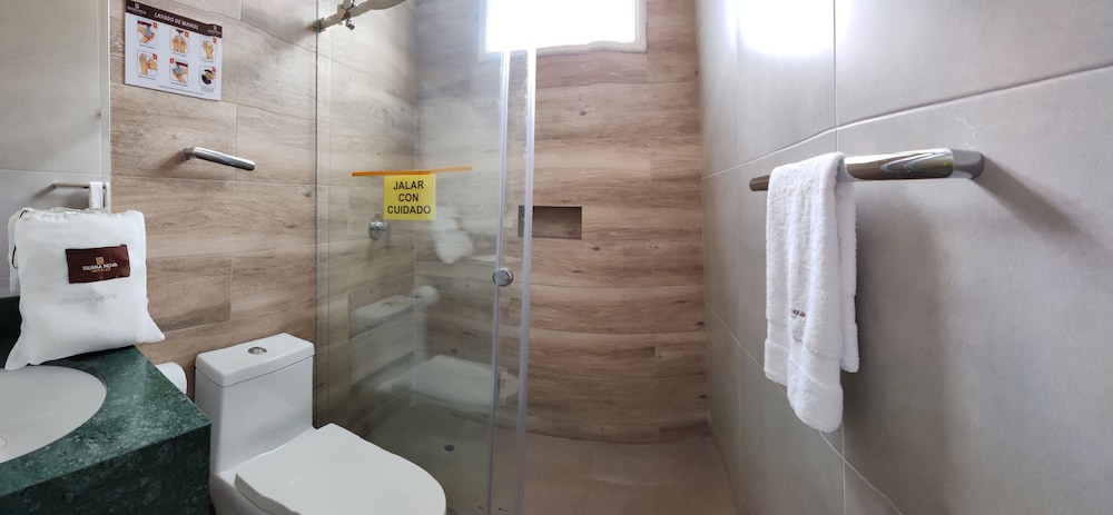Serra Nova Hostel 62/62