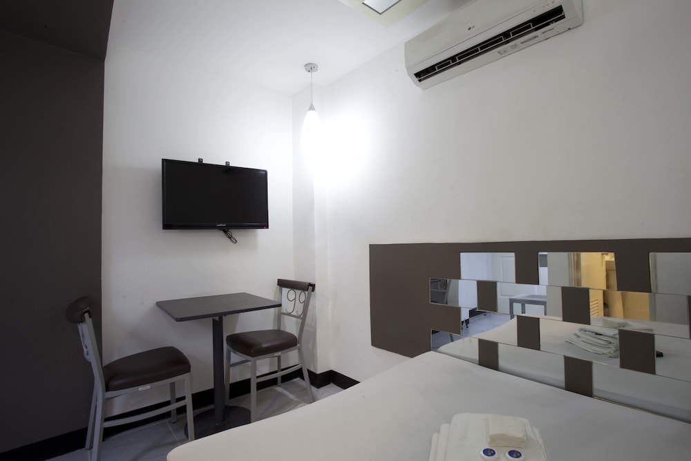 Hotel 99 Quiapo 35/61