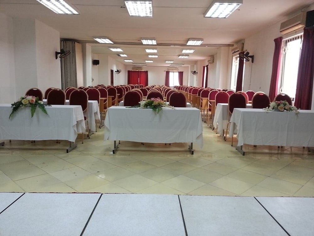 Sport Hotel 7/23