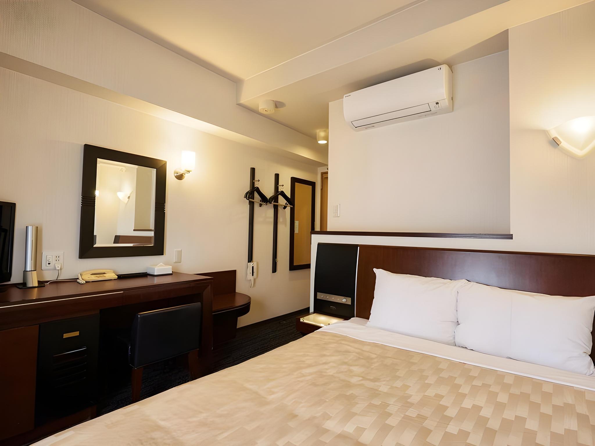 Standard, Single, Semi Double Bed