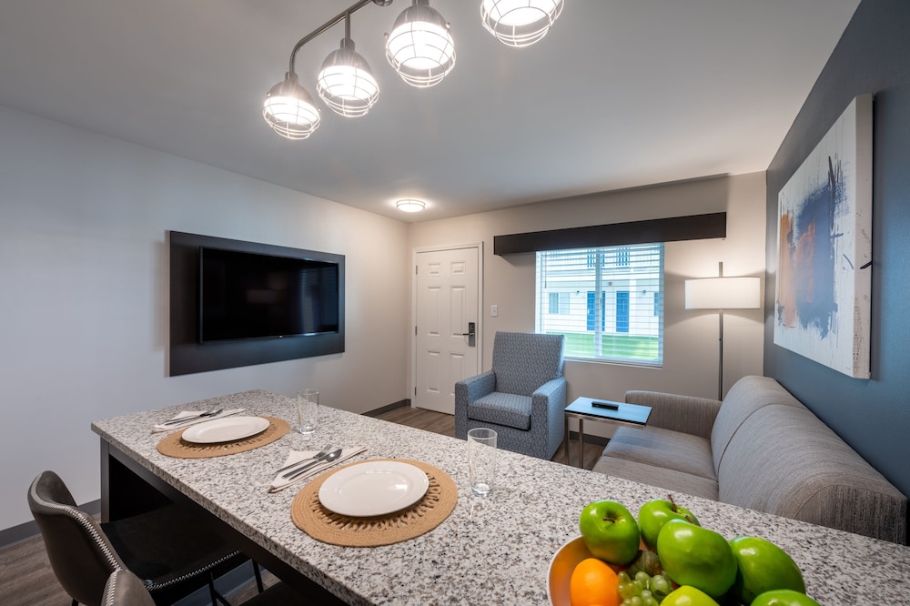 stayAPT Suites Alexandria-Fort Belvoir 22/37