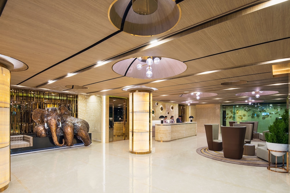 Solitaire Bangkok Sukhumvit 11 by Kingston Hotels 6/73