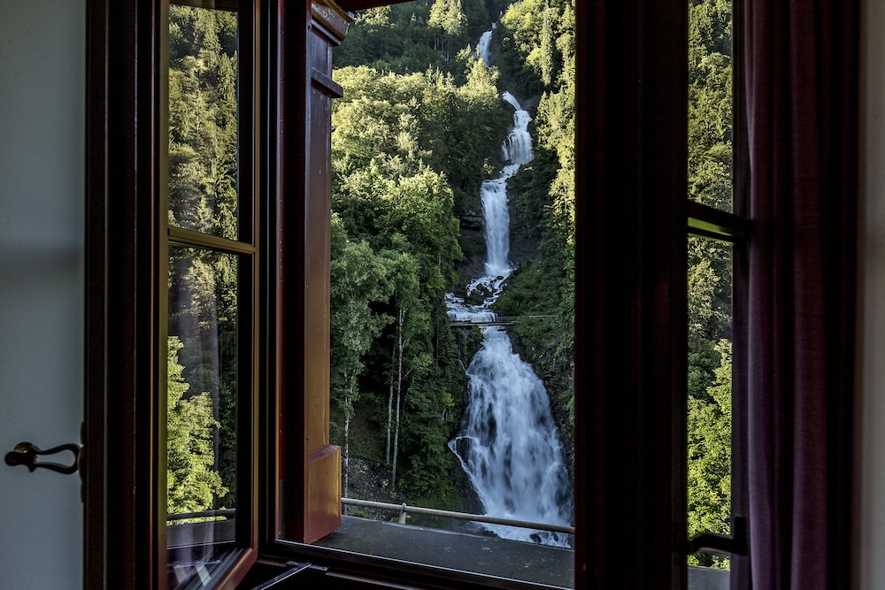 Grandhotel Giessbach 42/71