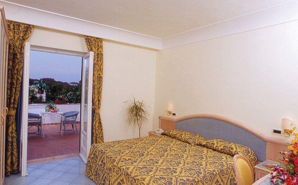 Hermitage Resort and Thermal Spa Hotel 35/76