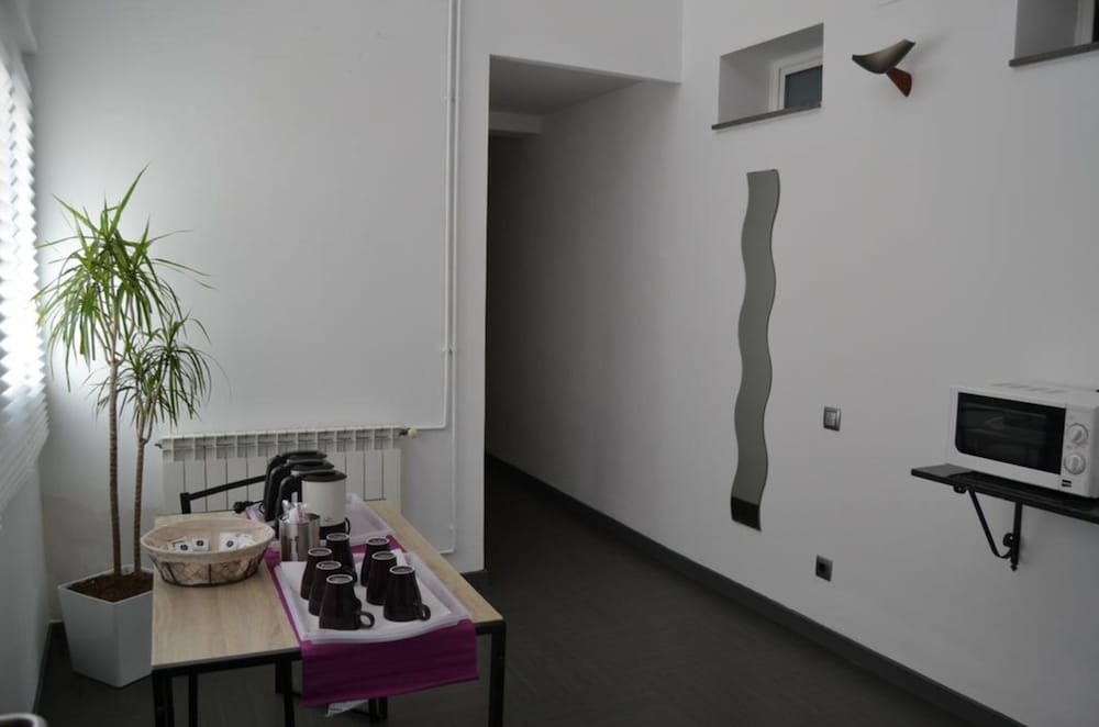 Hostal Apolo 4/46