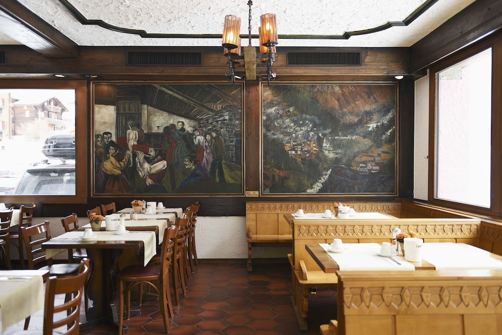 Matterhorn Inn 49/57