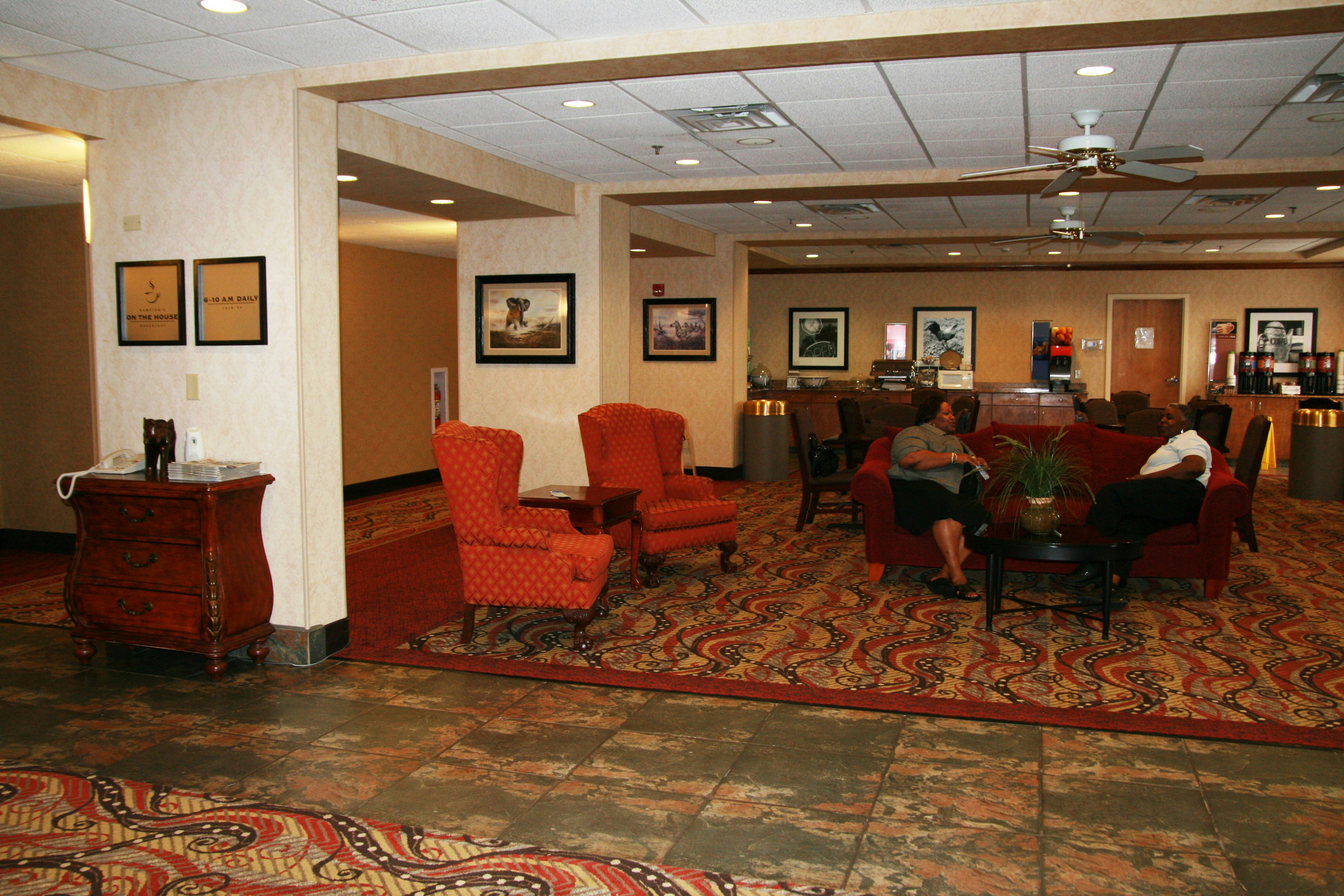 Hampton Inn Canton 35/56