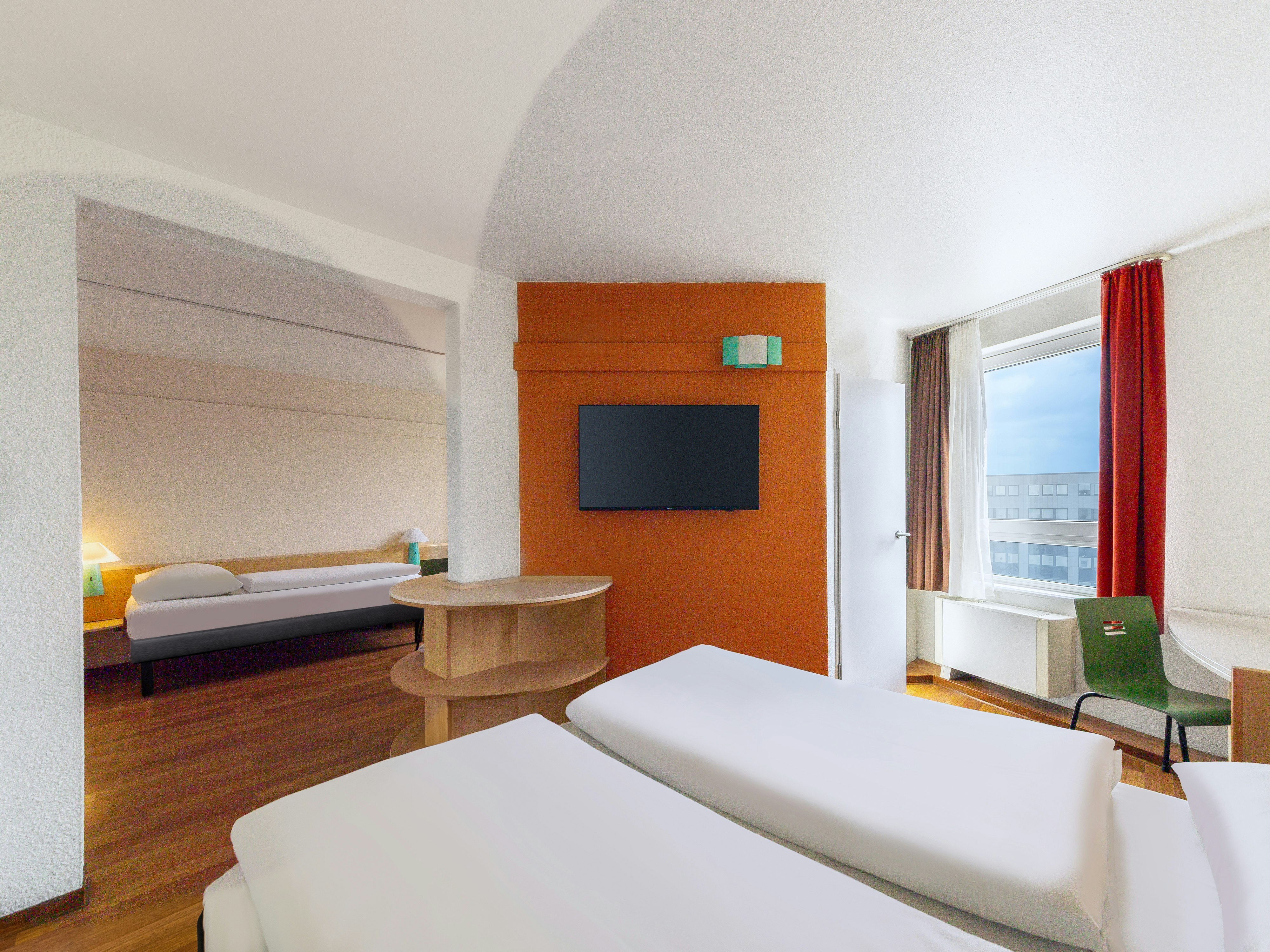 B&B HOTEL Bochum Hbf-Sud 22/56