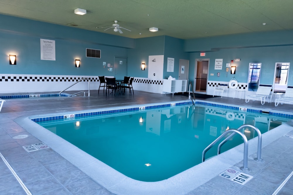 Holiday Inn Express Pendleton 3/71