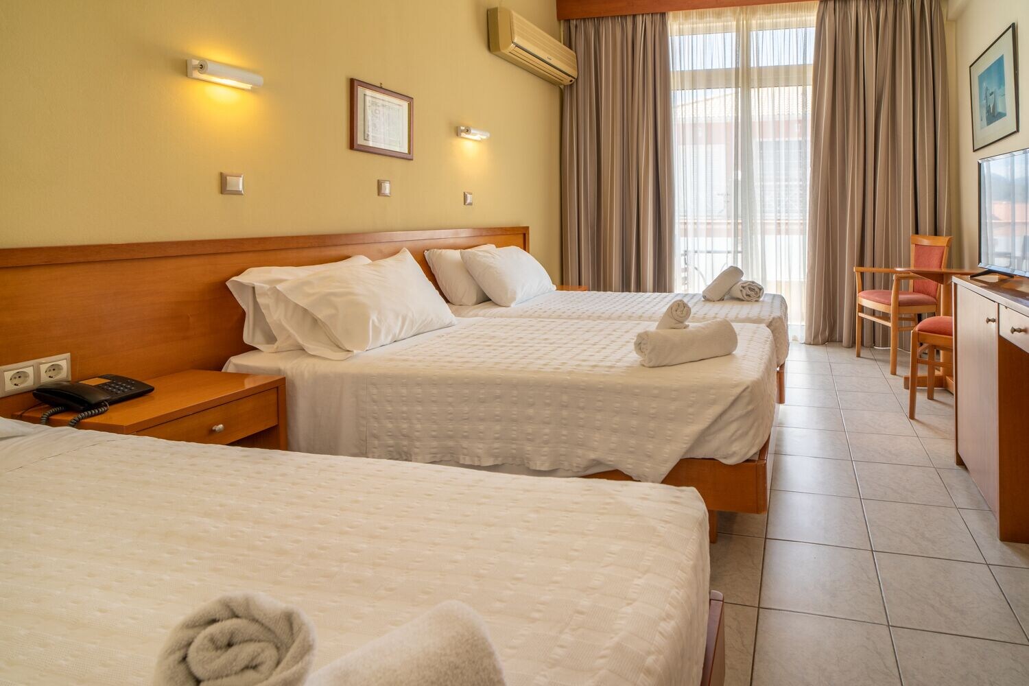 Standard, Triple, 3 Beds
