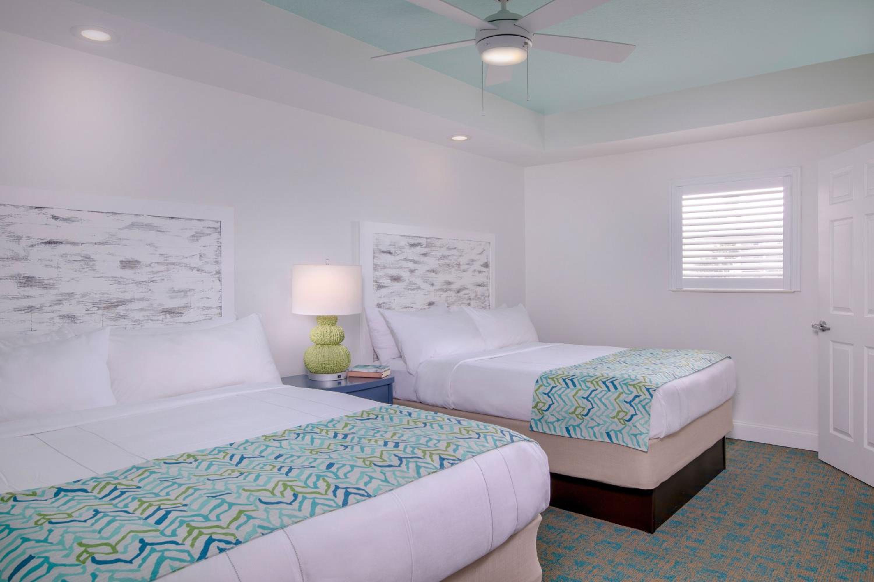 2 Bedrooms, Villa
