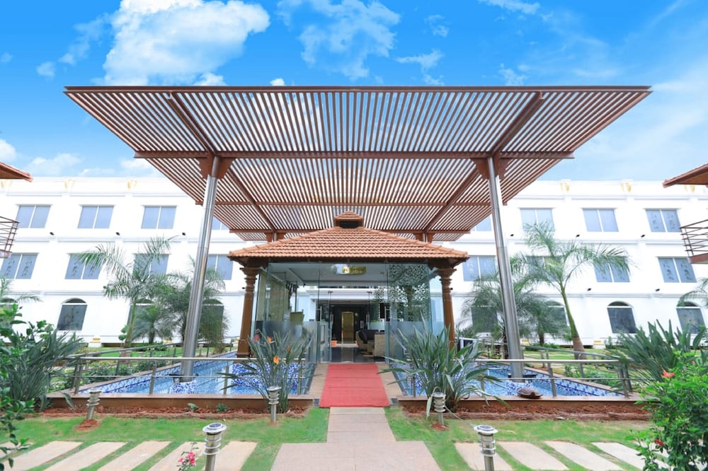 JalMahal Resort &amp; Spa 9/72
