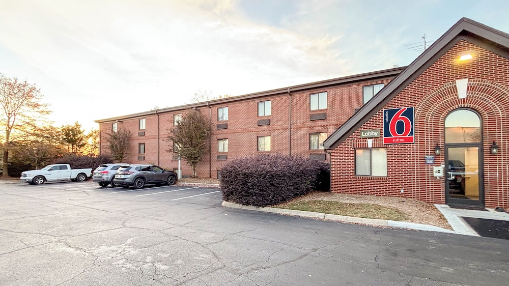Studio6 Suites Greenville, SC - Haywood Mall 31/45