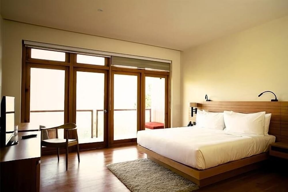 DHENSA BOUTIQUE RESORT 10/33