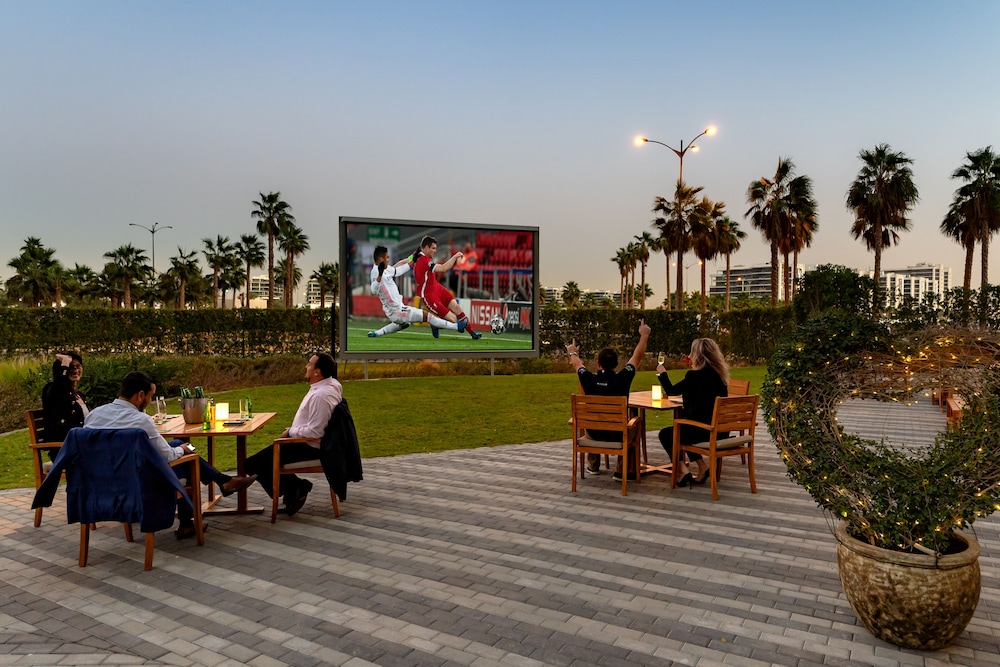 Radisson Dubai Damac Hills 40/47