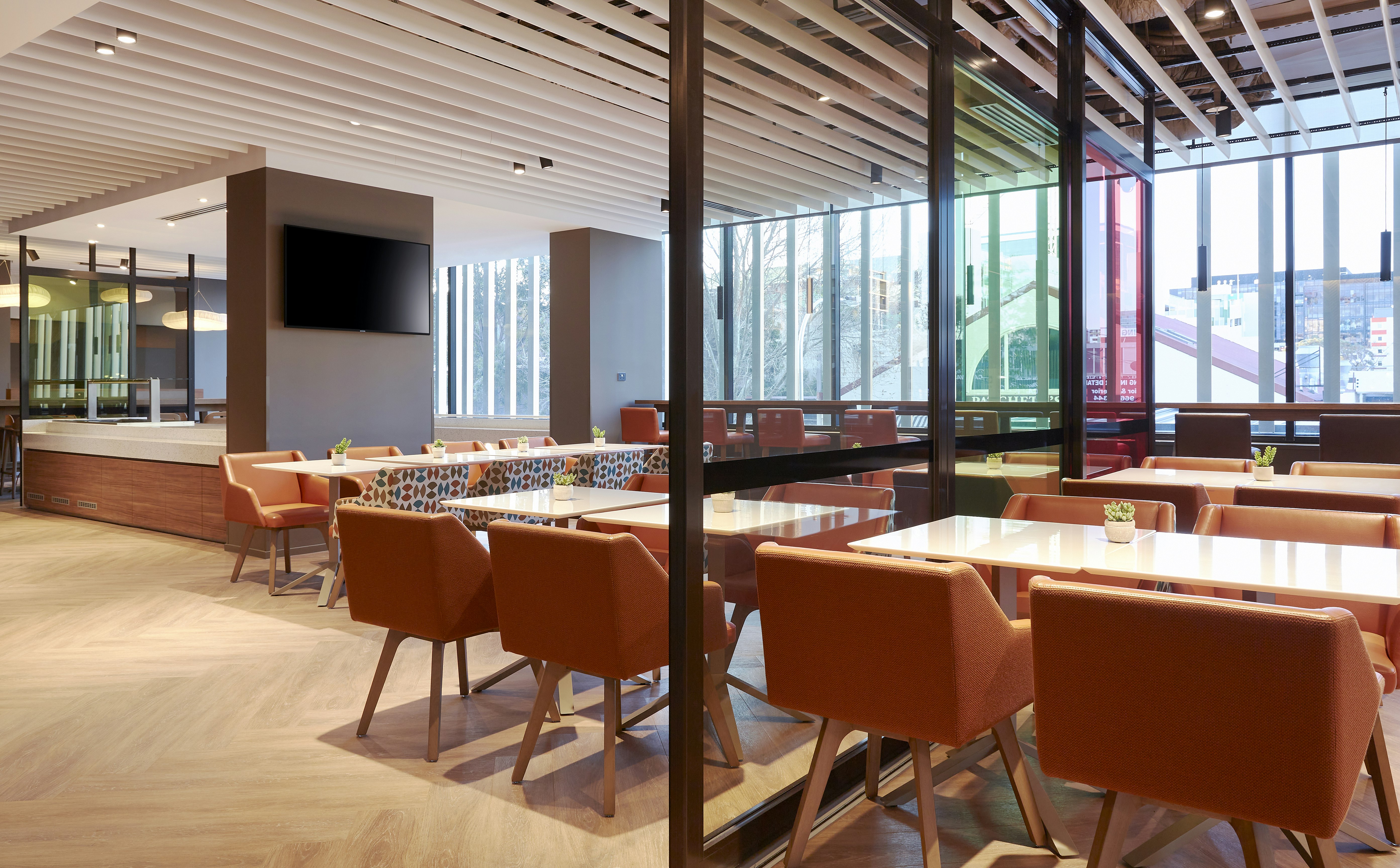 Holiday Inn Express Sydney Airport 56/59