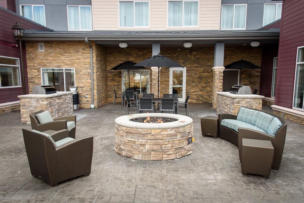RESIDENCE INN CLEVELAND AVON AT THE EMERALD EVENT CENTER 27/53