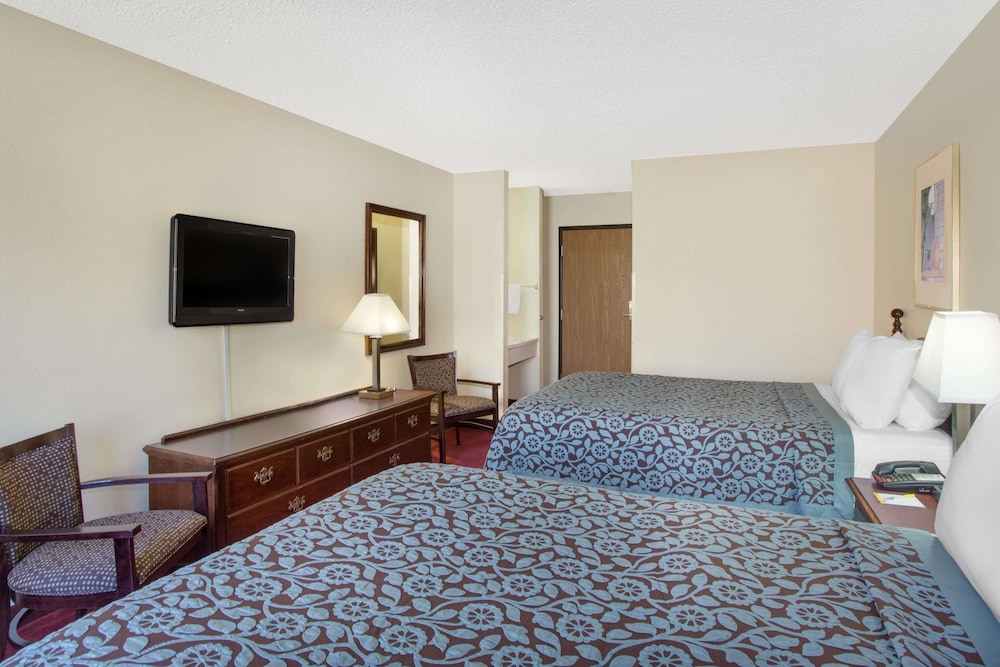 Days Inn By Wyndham Jackson 40/49
