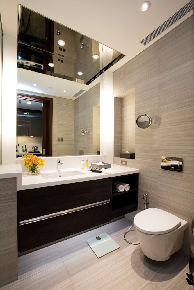Makati Diamond Residences 6/42