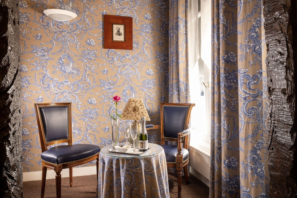RELAIS HOTEL DU VIEUX PARIS 43/50