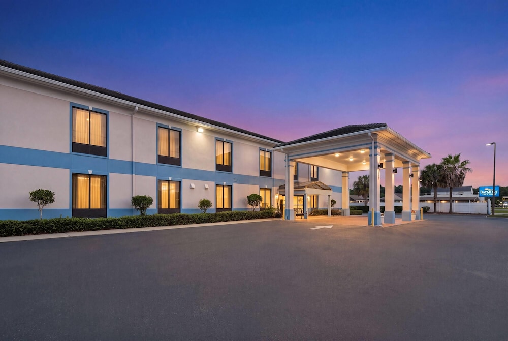 Baymont by Wyndham Savannah/Garden City 8/56