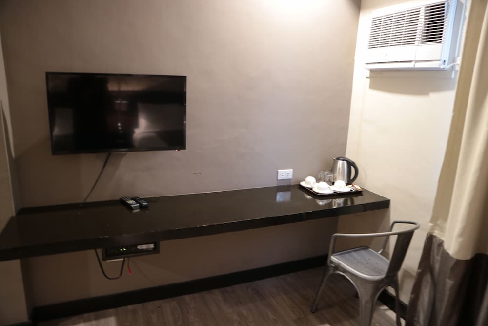 Gt Hotel Jaro 34/40