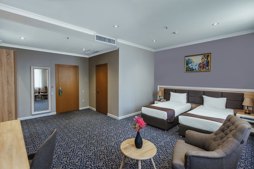 Metro City Hotel 18/44