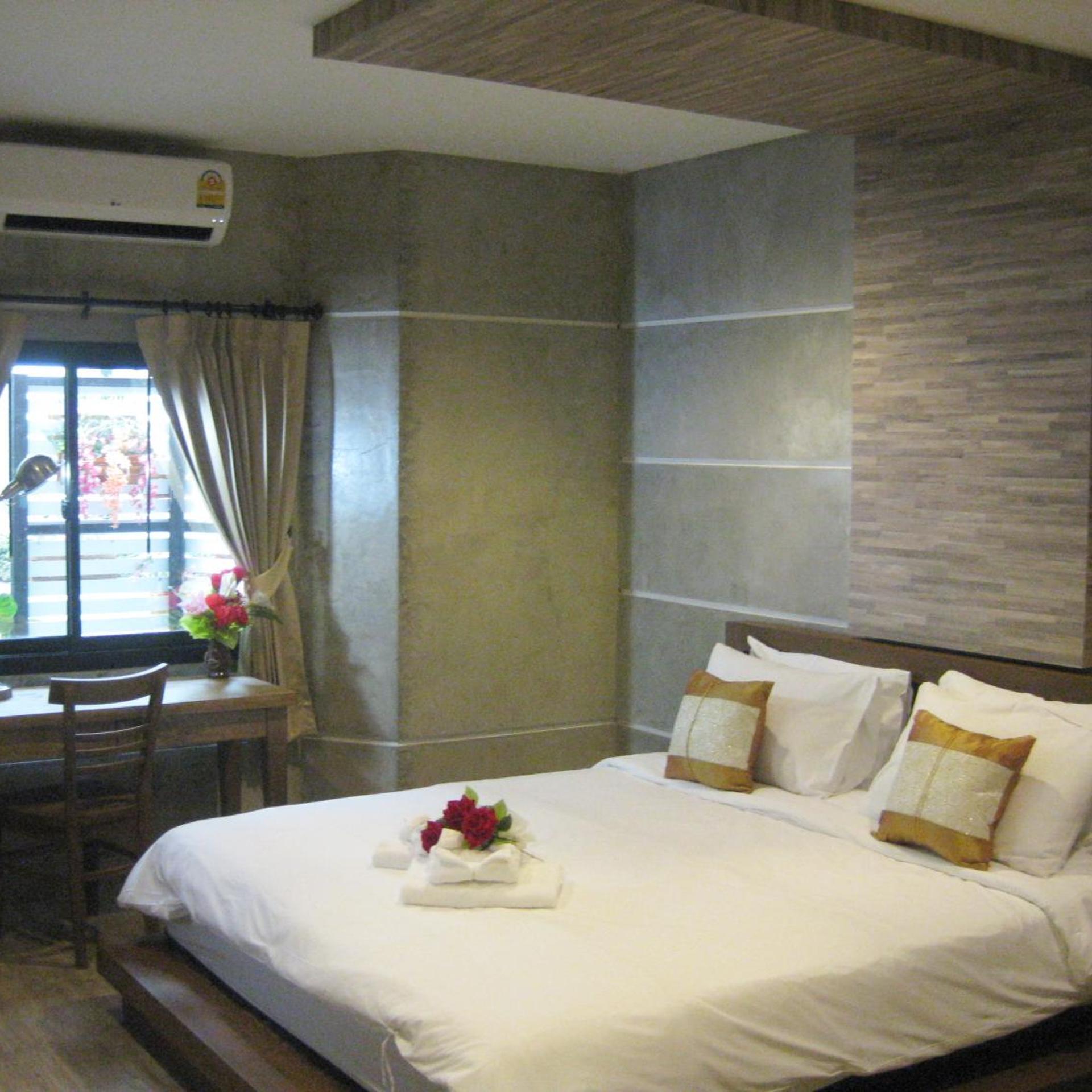 Superior, Double Bed, Garden View