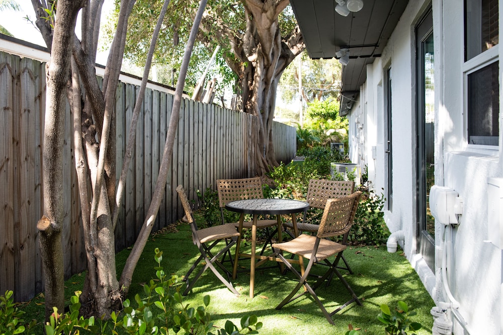 The Lauderdale Boutique Hotel 41/50