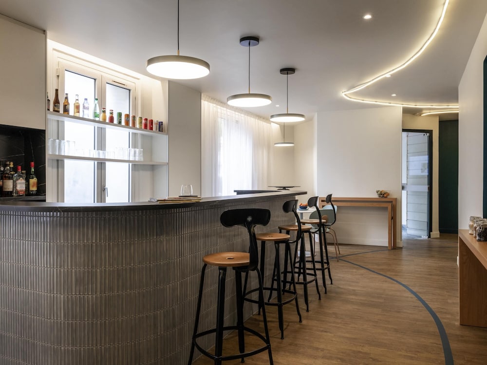 ibis Styles Asnieres Centre 58/78