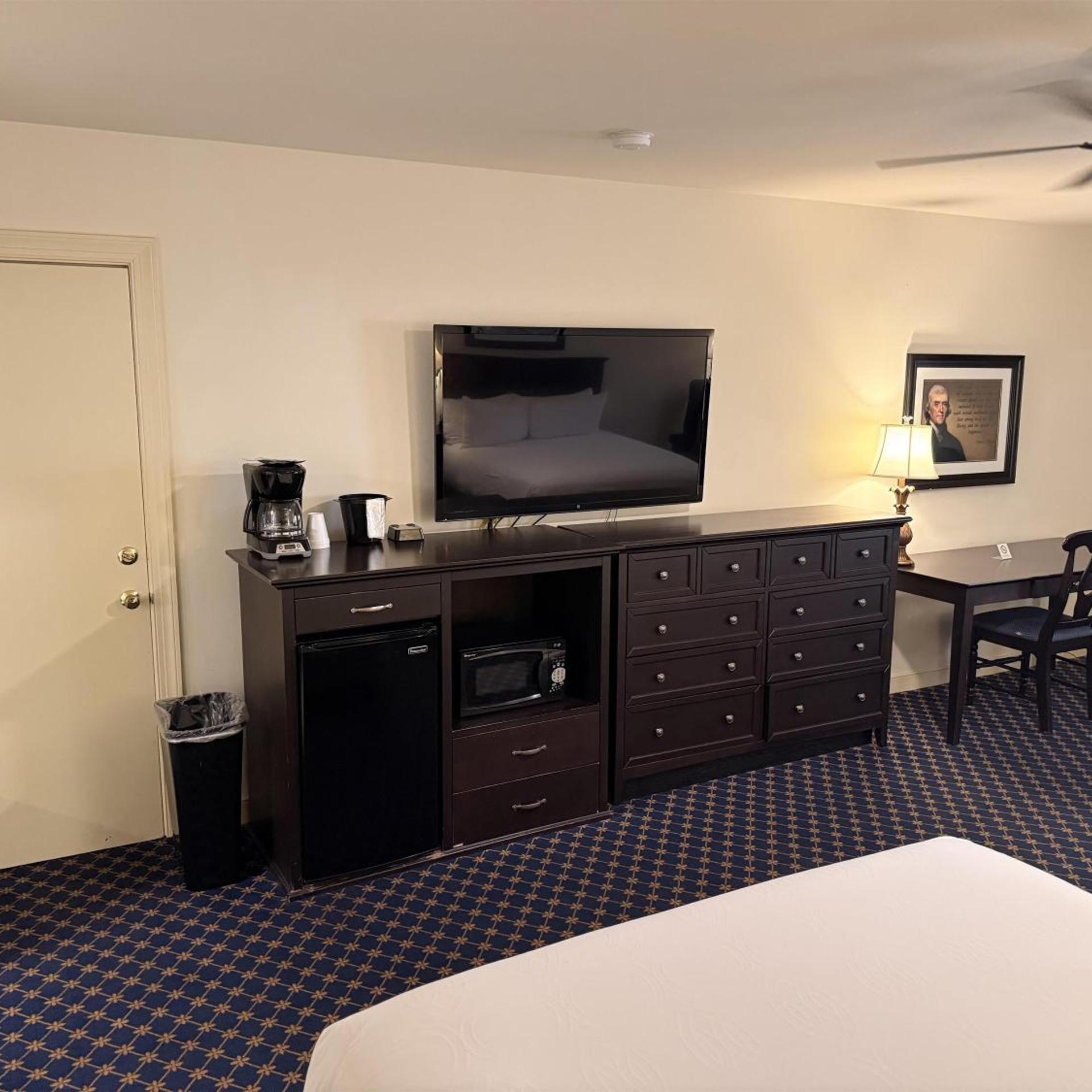 Princess Anne Hotel, SureStay Collection by Best Western 30/44