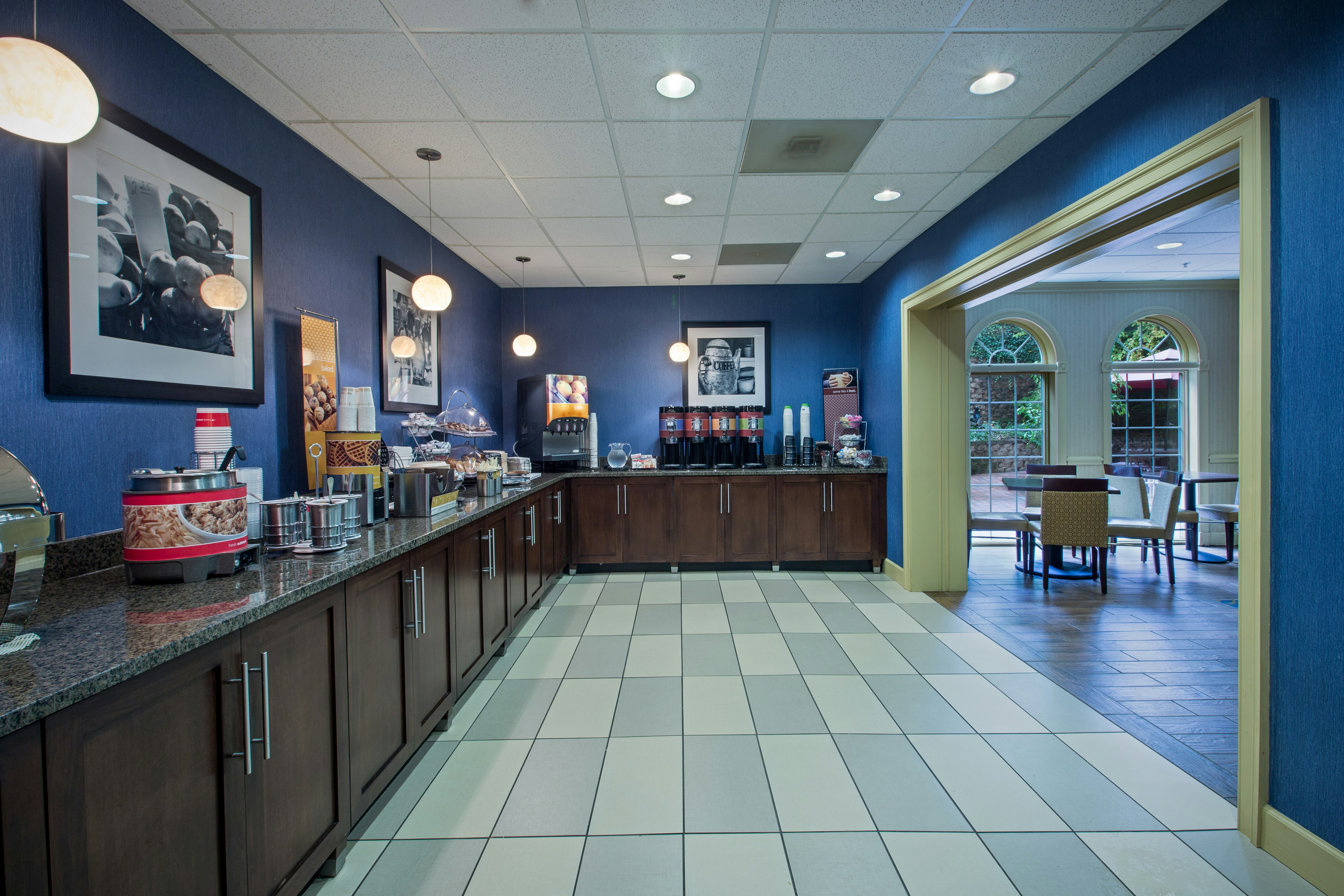Hampton Inn Salem East - Electric Road 6/58
