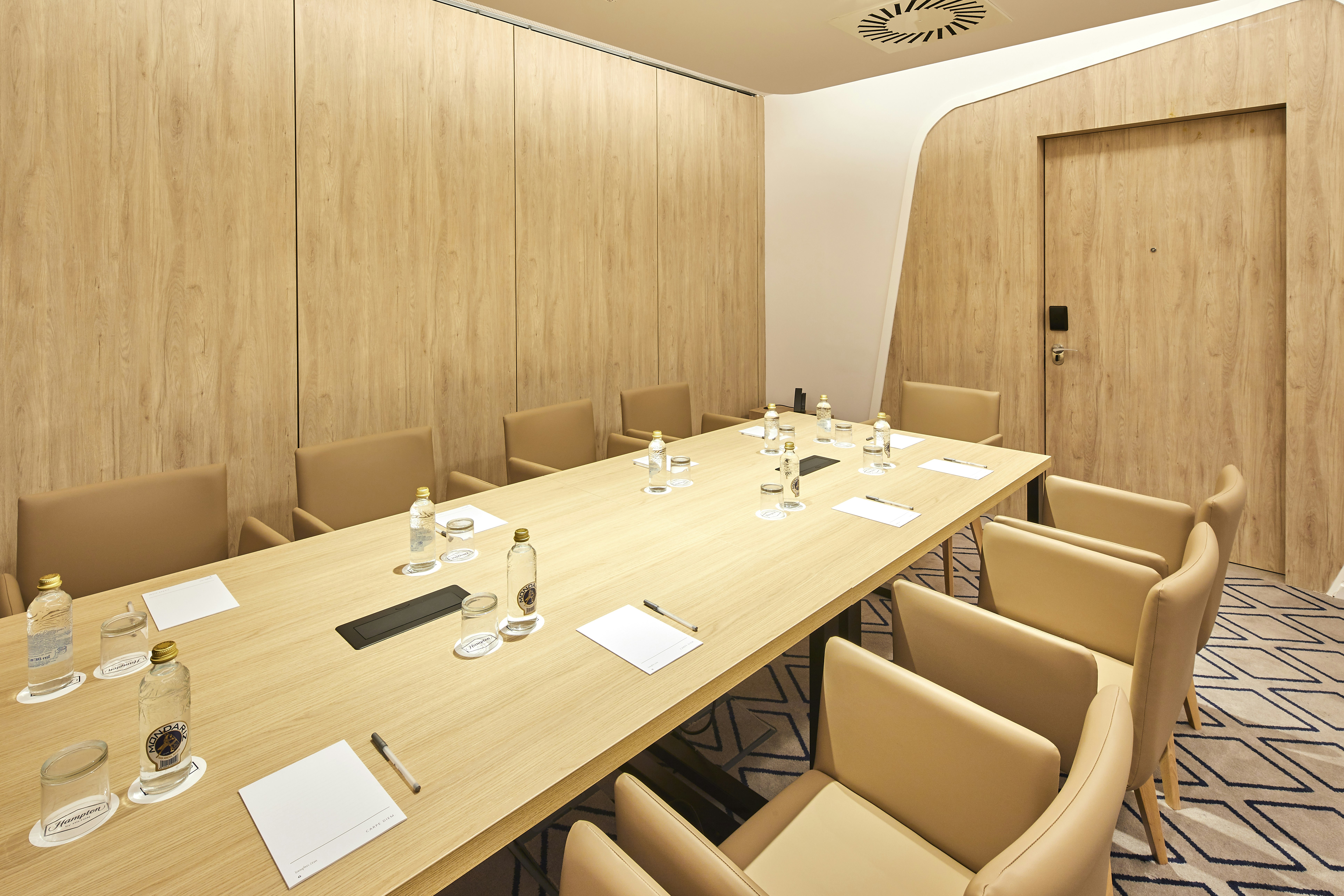 Hampton By Hilton Barcelona Fira Gran Via 42/49