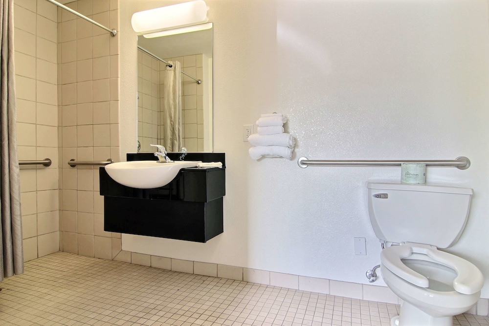 Motel6 Albuquerque, NM - Midtown 32/50