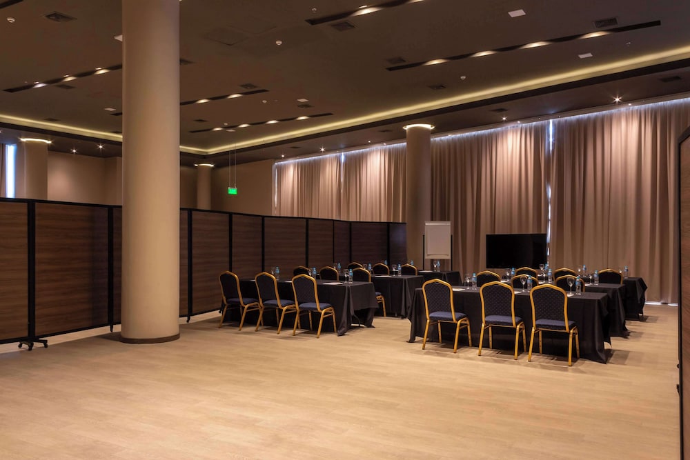 Tryp by Wyndham Asuncion 45/52