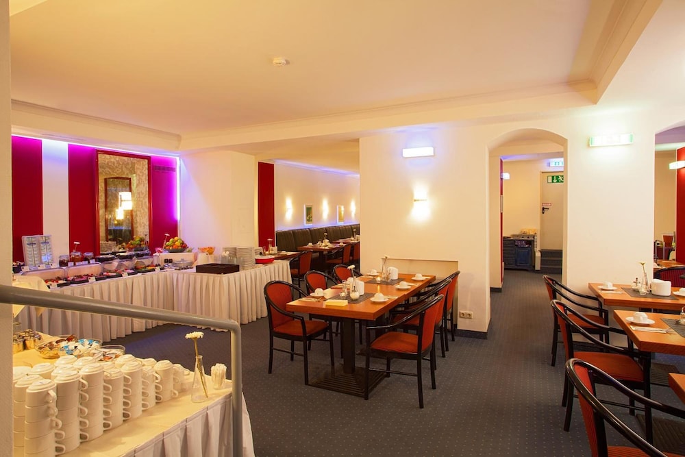 Centro Hotel Royal 29/33