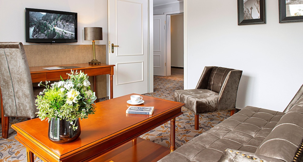 Victor Apos S Residenz Hotel Berlin 16/33