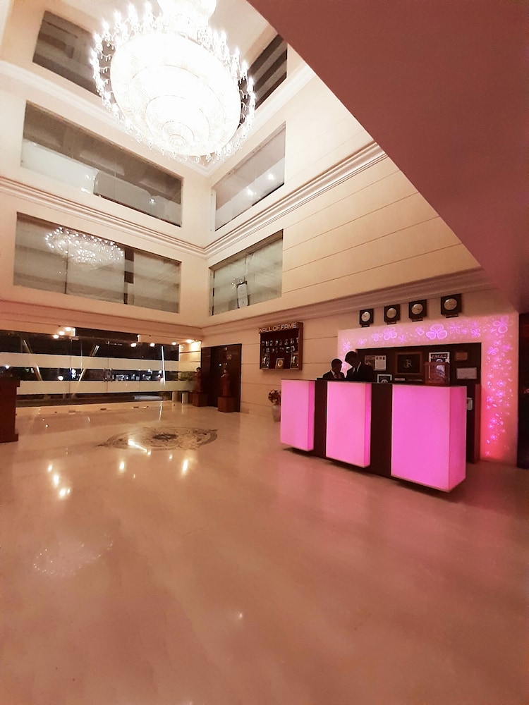 Hotel Jsr Continental 5/50