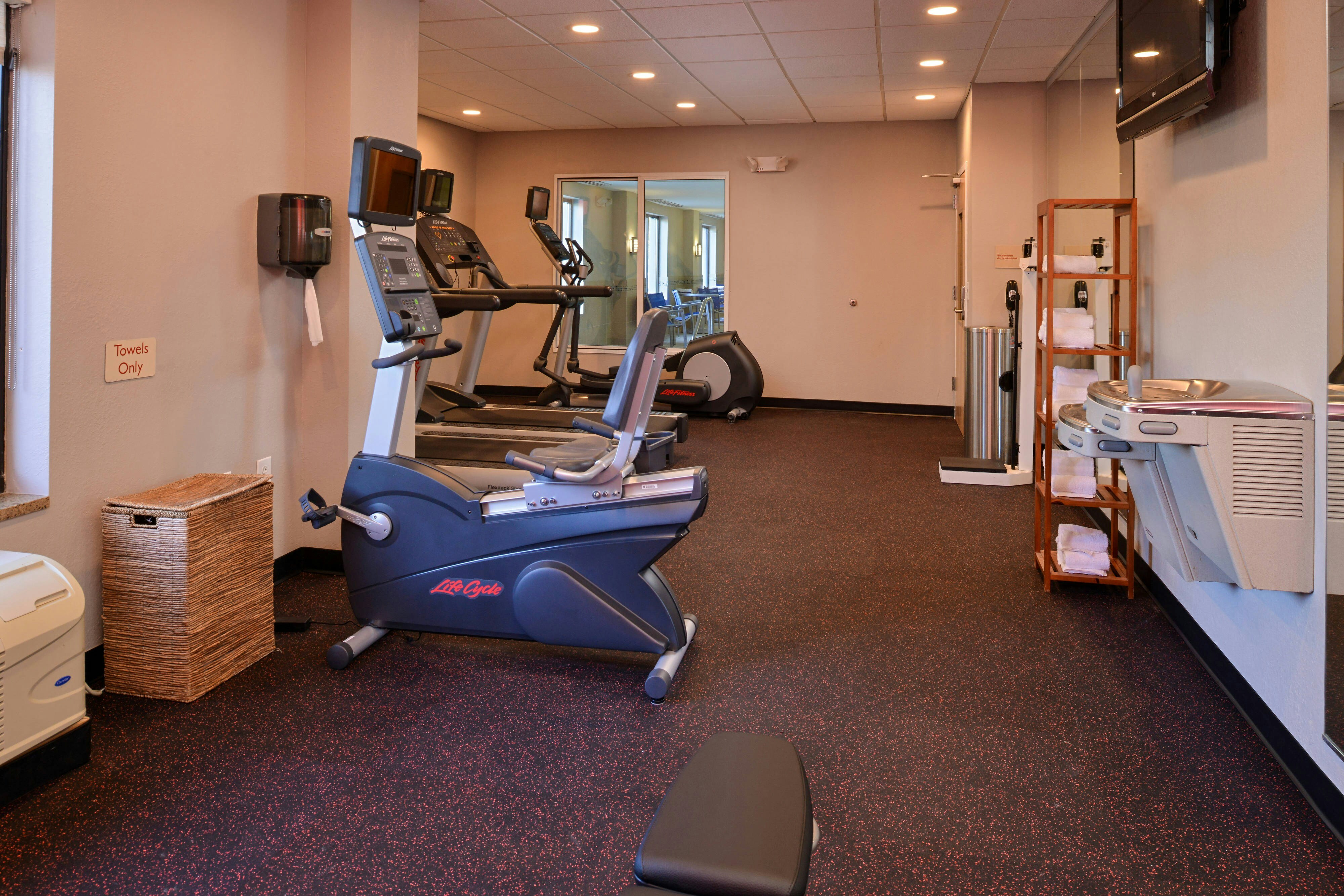 TownePlace Suites by Marriott Wilmington/Wrightsville Beach 4/16