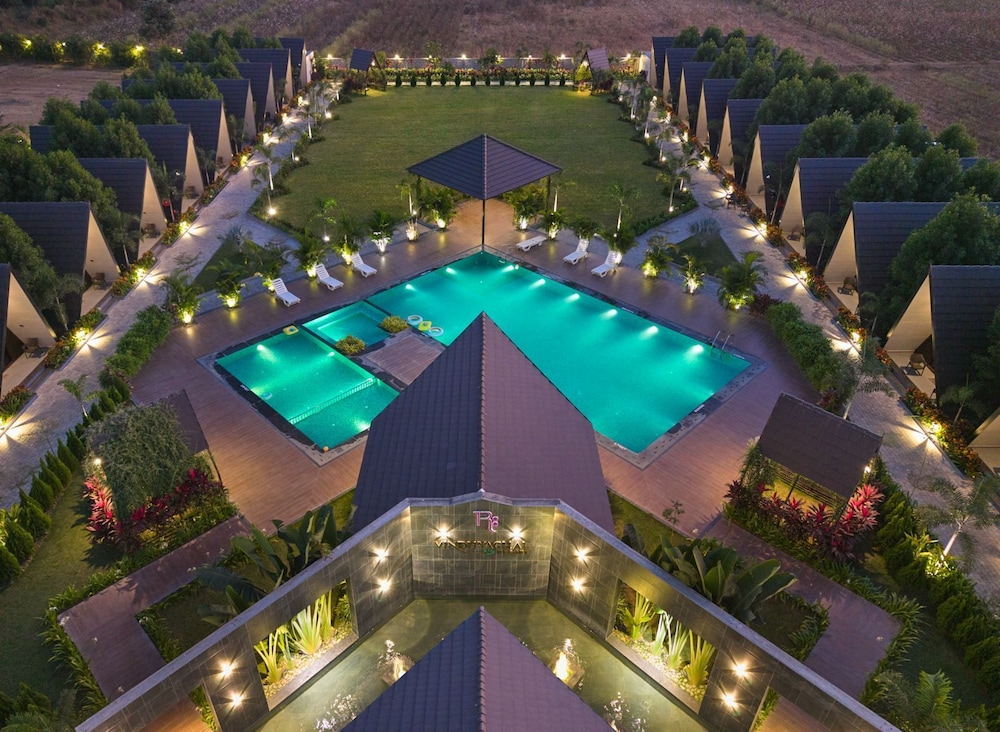 Vindhyachal Resort 37/45