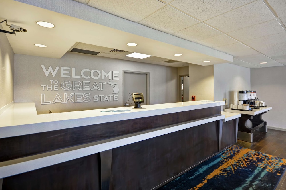Lobby at Hampton Inn Detroit/Madison Heights/South Troy, MADISON HEIGHTS - MI