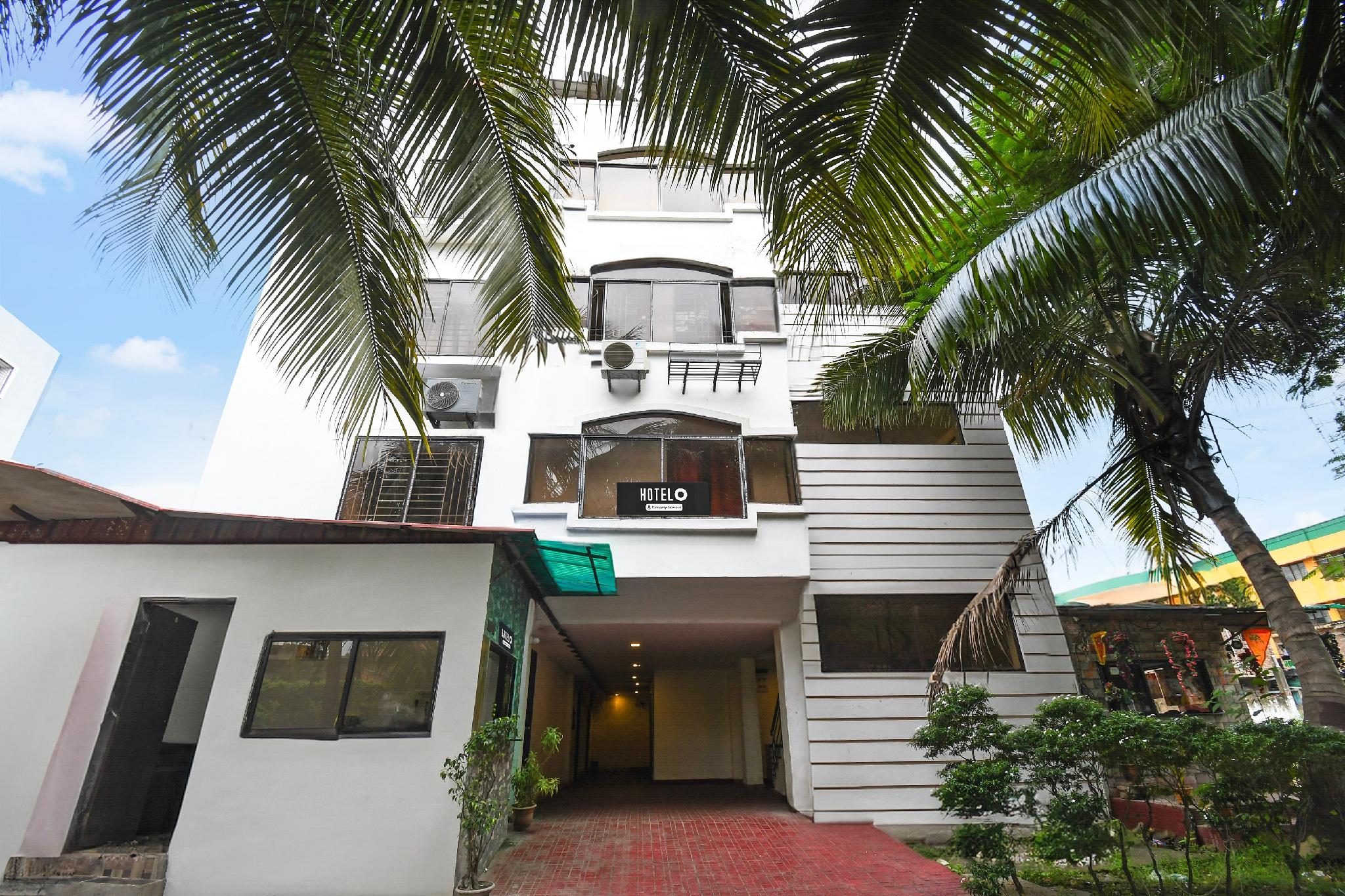 Oyo 8812 White Palace Hotel & Resort 7/56