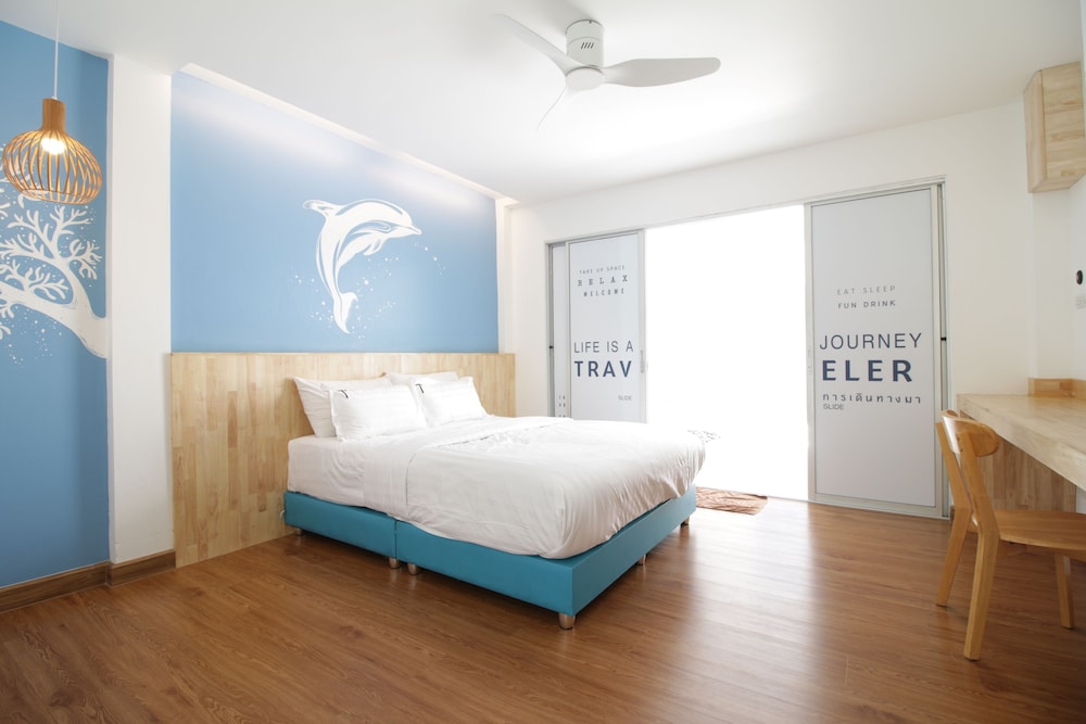Tawaen Beach Resort 10/31