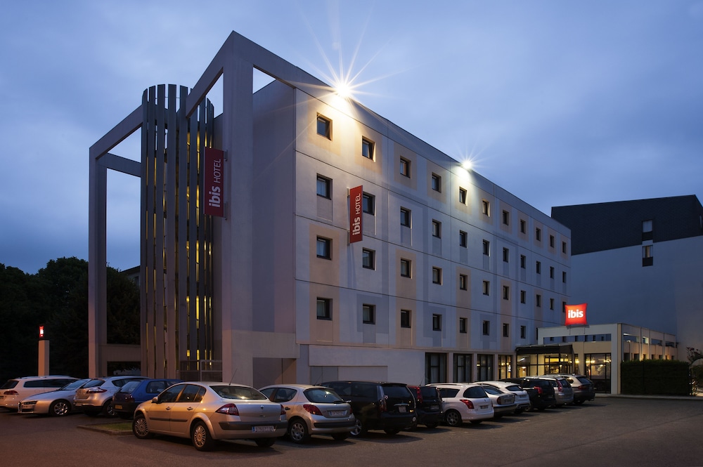 Ibis Bourges 67/70