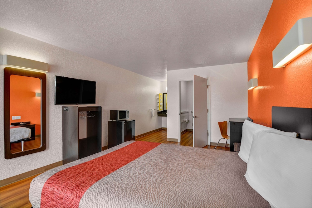 Motel6 Moultrie, GA 20/62