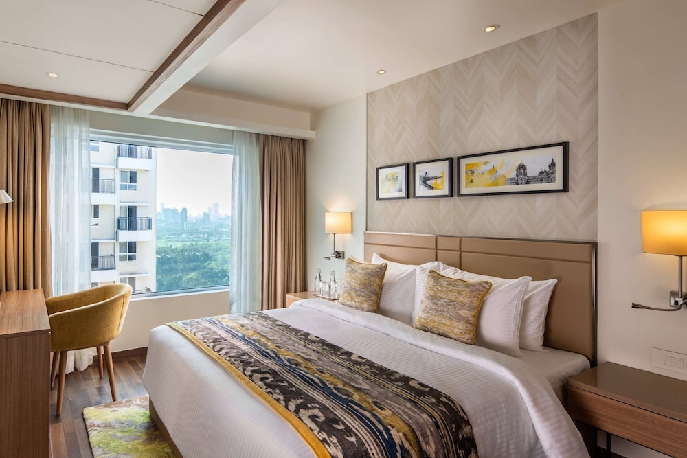 Royal Hometel Suites Dahisar Mumbai 11/43