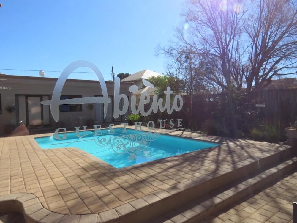 Abiento Guesthouse 40/50